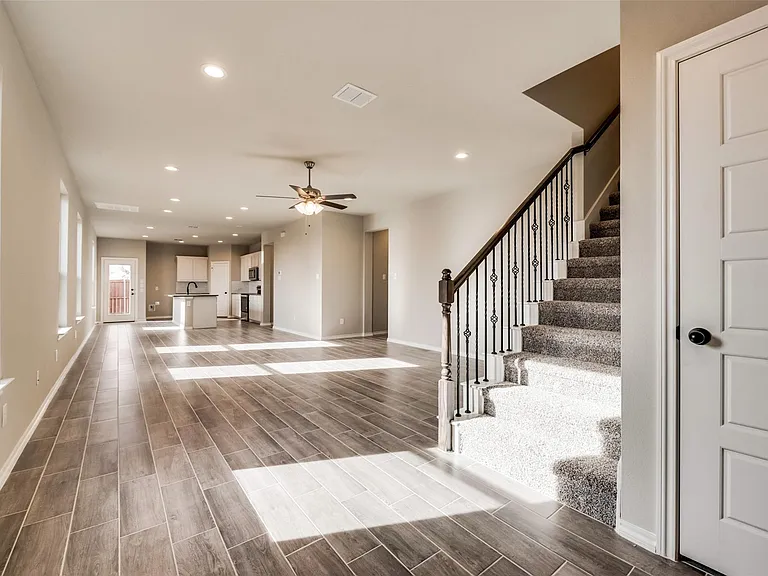 1800 Winecup Dr — Photo 19