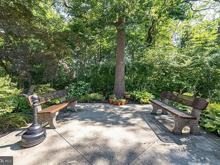6100 Henry Ave #5B — Photo 23