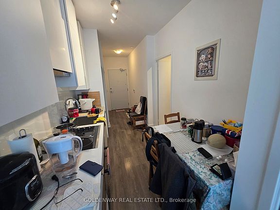 3rd image of 195 Redpath Ave #Penthouse 15