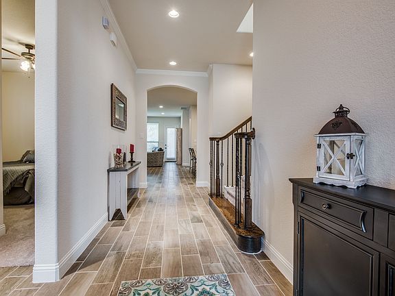 6932-westbury-dr-north-richland-hills-tx-High-Res-5.jpg