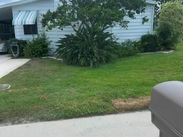 706 Charlemagne BLVD, NAPLES, FL 34112