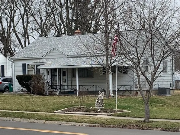 1617 N Outer Dr, Lebanon, IN 46052