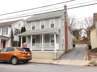 58 E Main St FLOOR 2, Adamstown, PA 19501