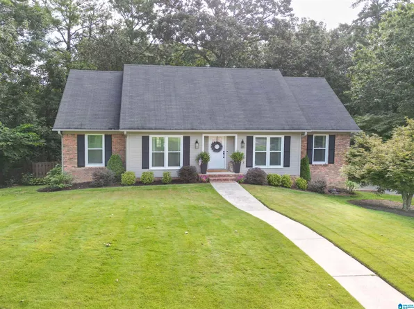 5536 Heath Row Dr, Birmingham, AL 35242