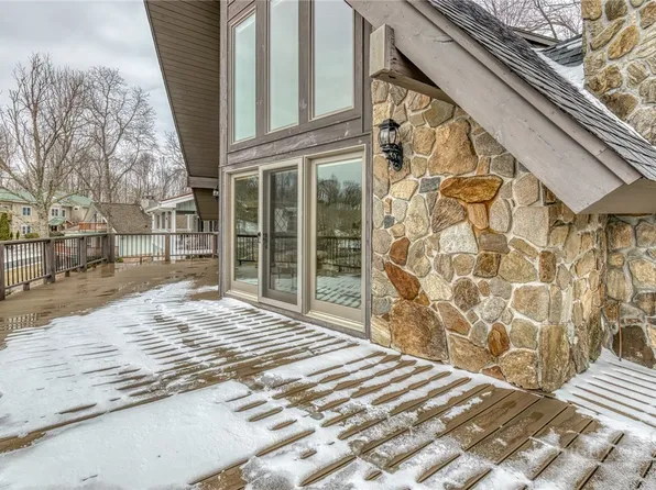 625 Mountain Glen Drive, Newland, NC 28657