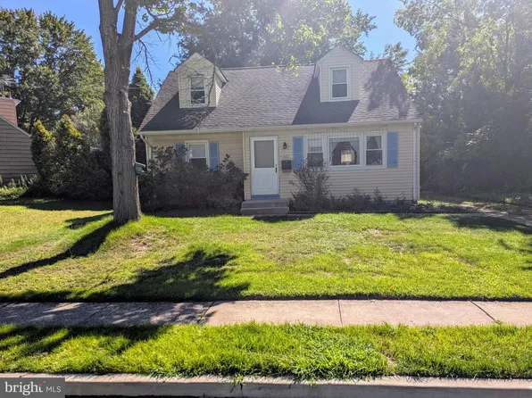 303 Wynnewood Rd, Ewing, NJ 08628