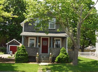 295 Narragansett Ave, Barrington, RI 02806