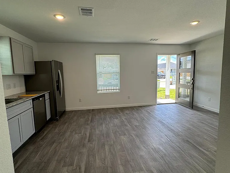 16750 N Marie Village Dr — Photo 8