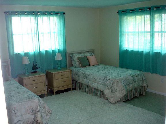 5th image of 3165 Jennings Dr