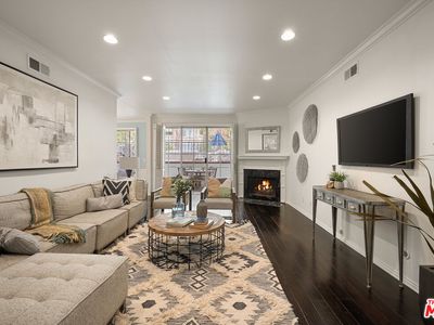 11667 Gorham Ave APT 206, Los Angeles, CA, 90049