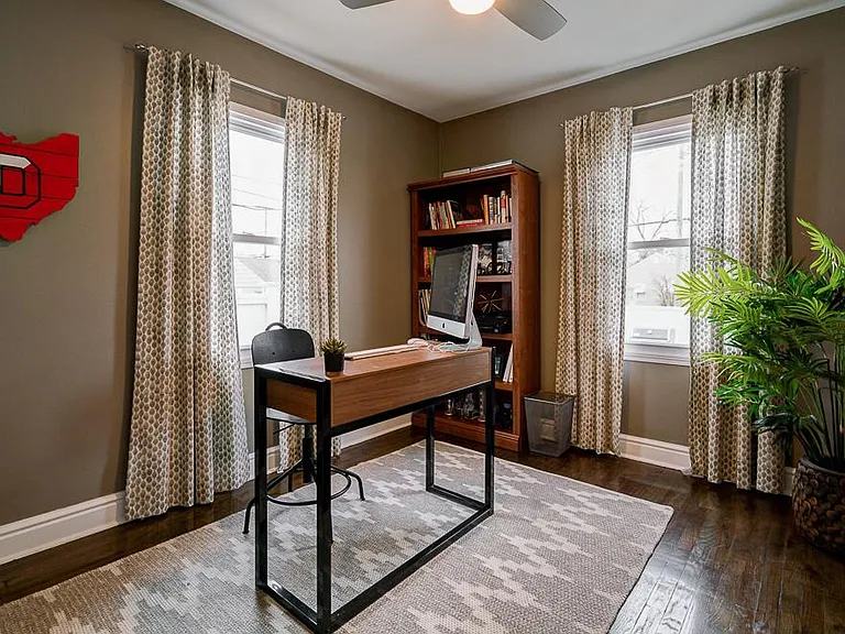 619 E Jeffrey Pl — Photo 20