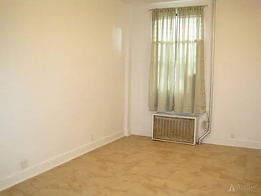 Rented by Keller Williams NYC | media 13