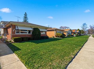 14114 S Saginaw Ave, Burnham, IL 60633