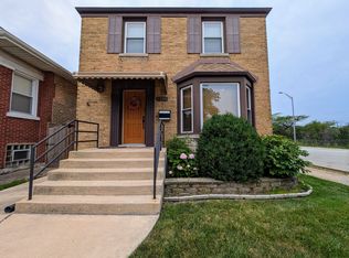5526 N Newland Ave, Chicago, IL 60656
