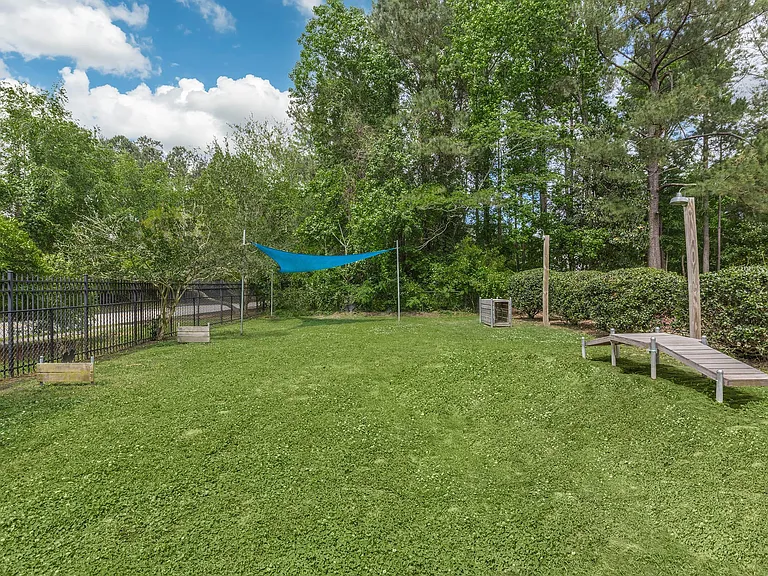 Birchwood Park — Photo 18