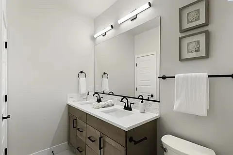 706 Mara Loop — Photo 30