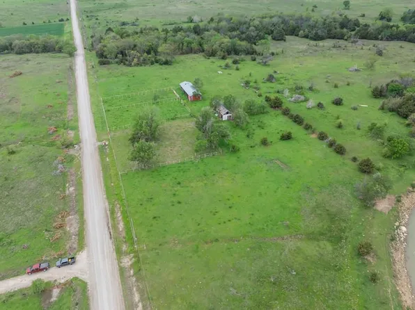2196 Limestone, Howard, KS 67349