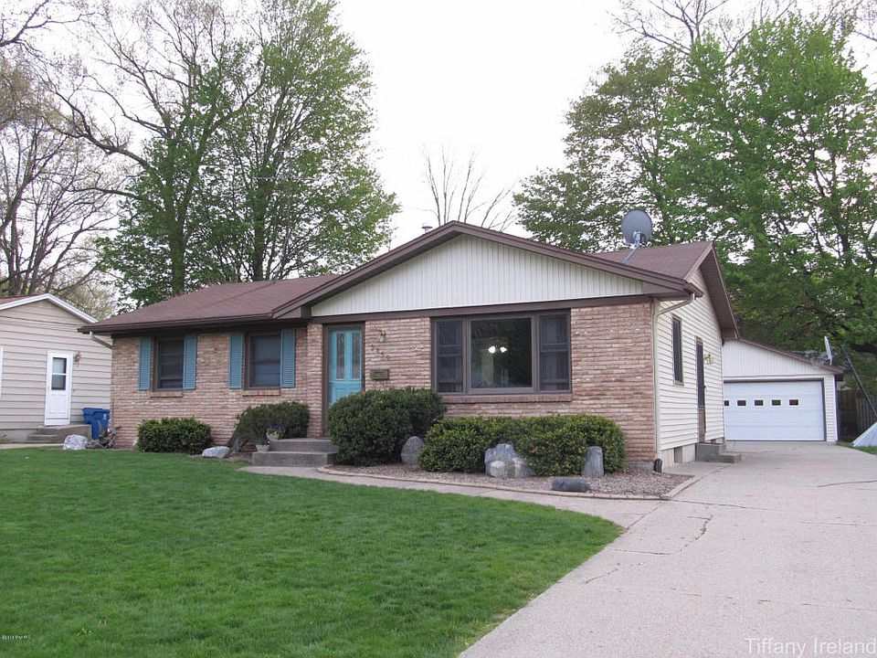 1st image of 3859 Hazelwood Ave SW