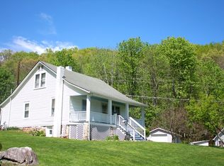 255 Cove St, Saltville, VA 24370