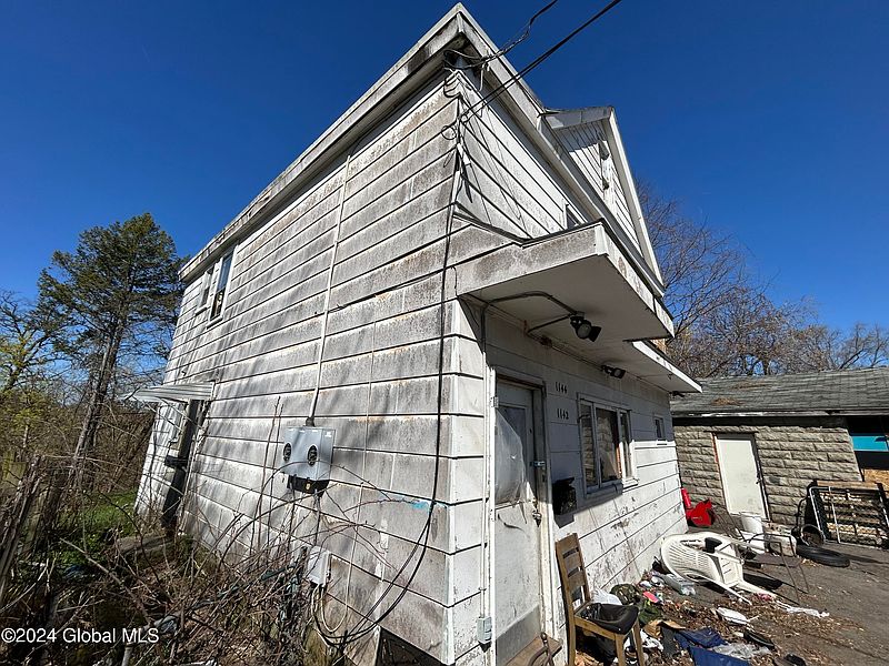 4th image of 1142 Cutler Street
