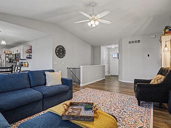 4th image of 72300 Joseph Dr