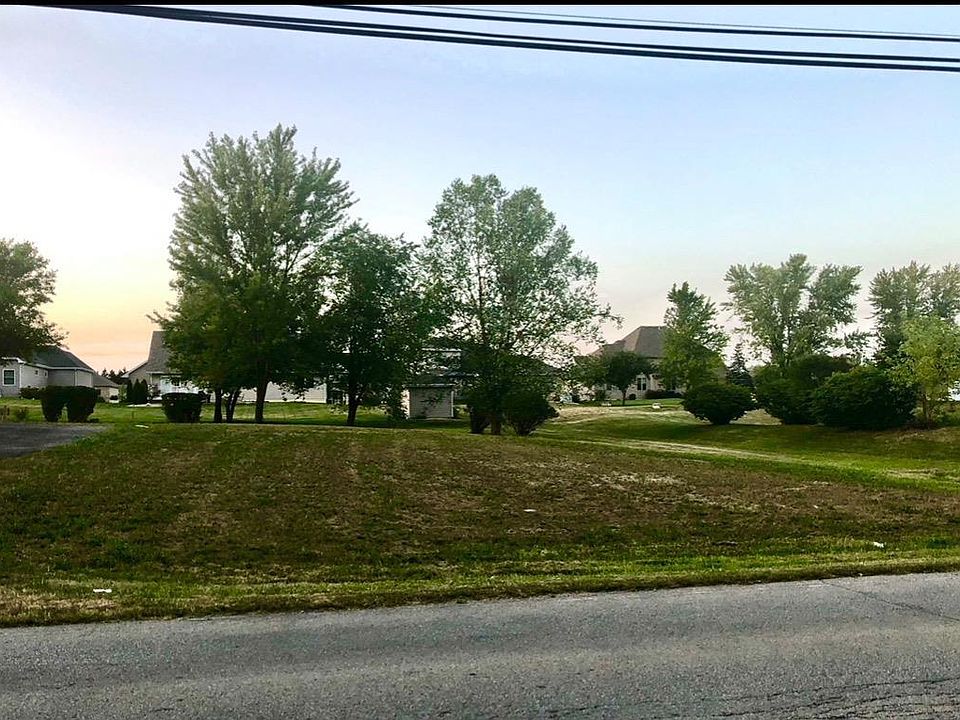 1st image of 10404 W 85th Ave