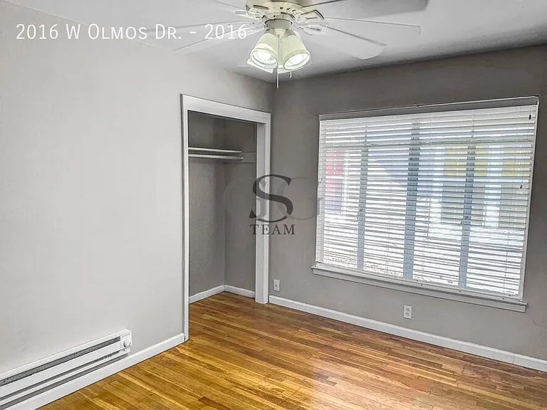 2016 W Olmos Dr #2016 — Photo 11