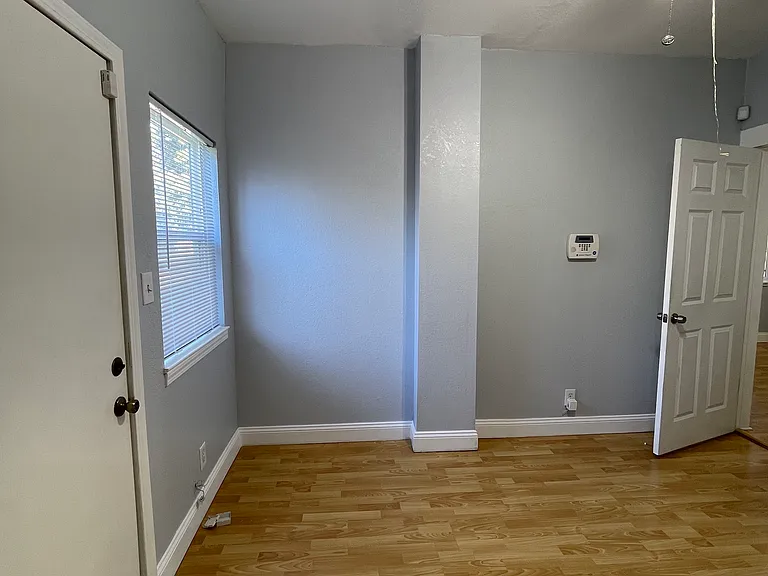 1705 Linden St #2 — Photo 22
