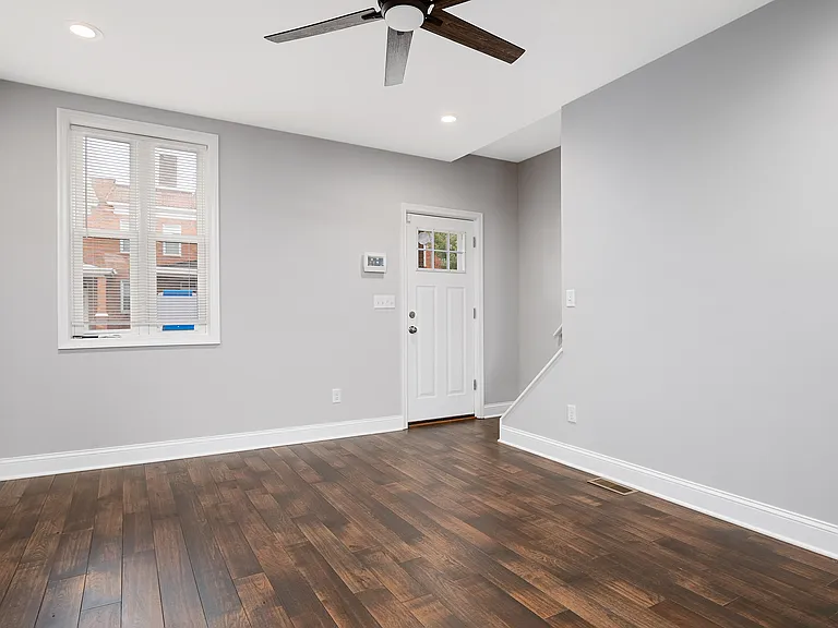 523 Rappolla St — Photo 4