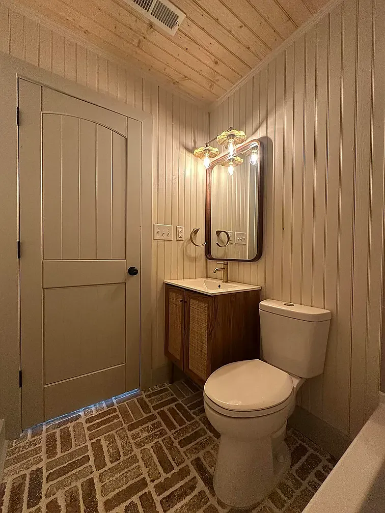3 bed, 966 sqft, $2,250 — Photo 3