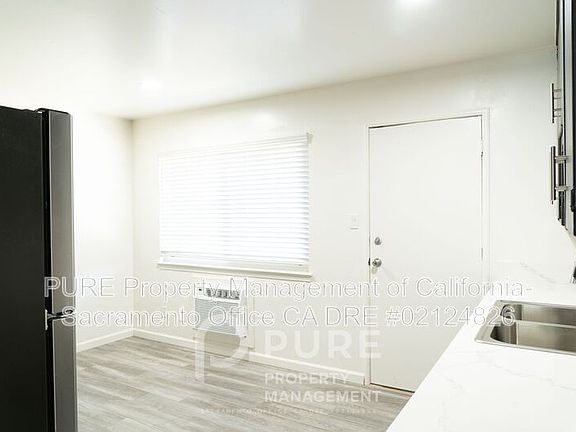 4th image of 2331 Irma Way