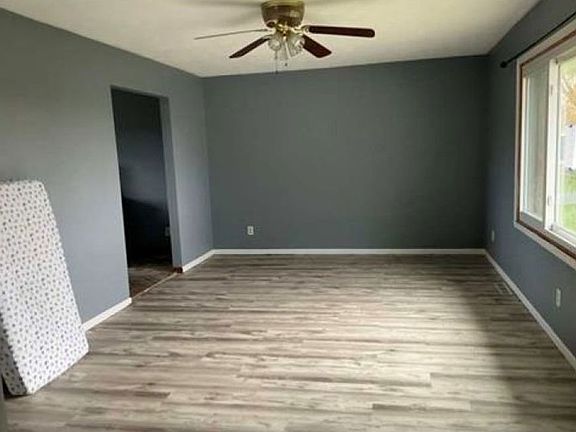 Additional Living Room