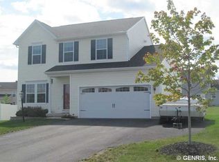 3318 Dandelion Trl, Canandaigua, NY 14424