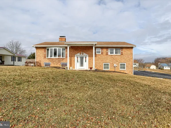 13 Renee Ave, Shippensburg, PA 17257