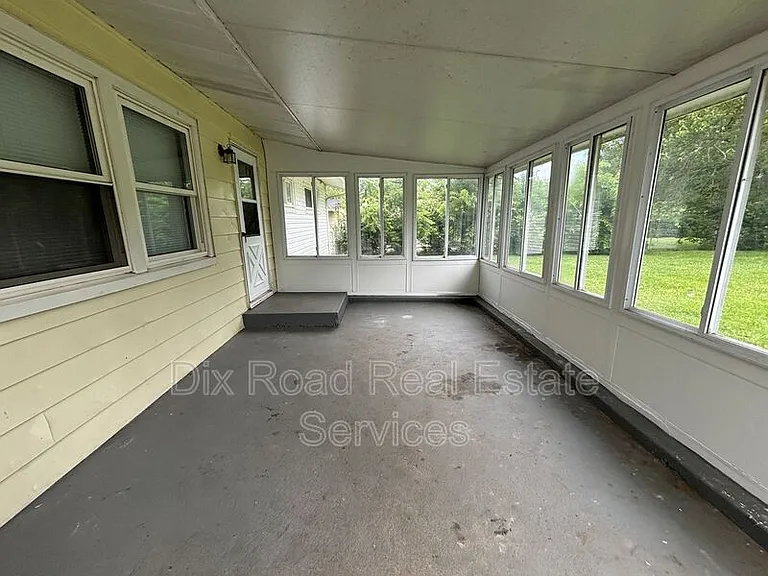 4984 State Route 122 — Photo 7