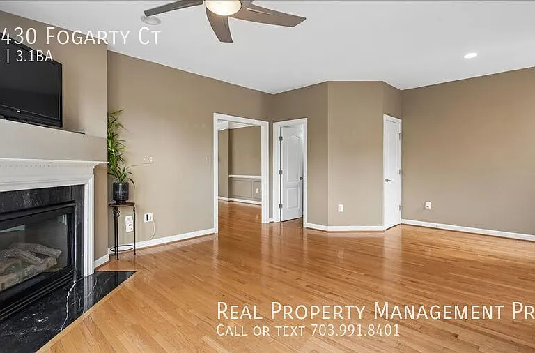 11430 Fogarty Ct — Photo 7