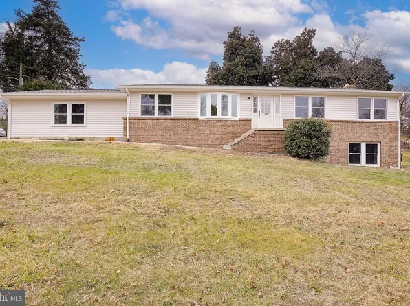 3402 Hillside Pl, Chesapeake Beach, MD 20732