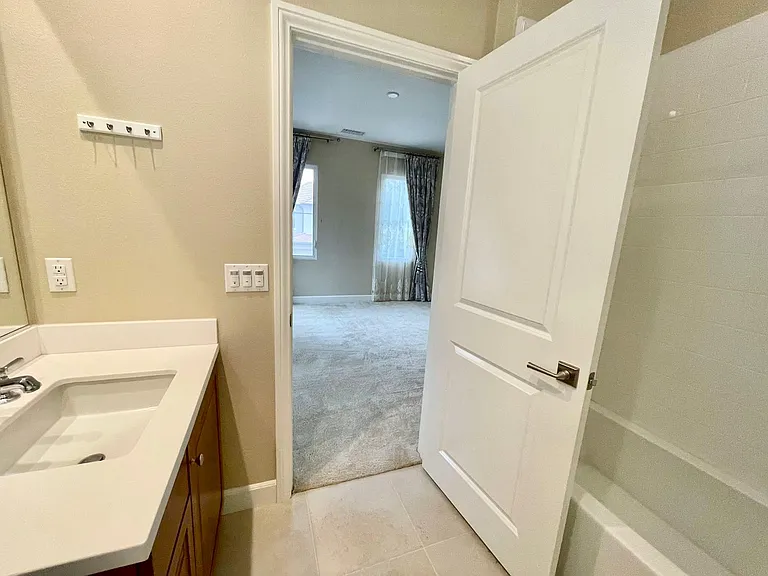 106 Espina — Photo 41