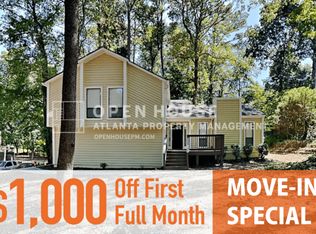 2127 W Carlyle Ct, Marietta, GA 30062