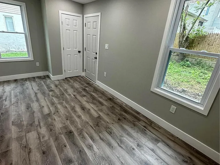 29 Capitol Heights Blvd — Photo 15