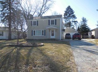 3815 Pinecrest Rd, Rockford, IL 61107