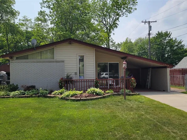 1318 S Linville Ave, Westland, MI 48186