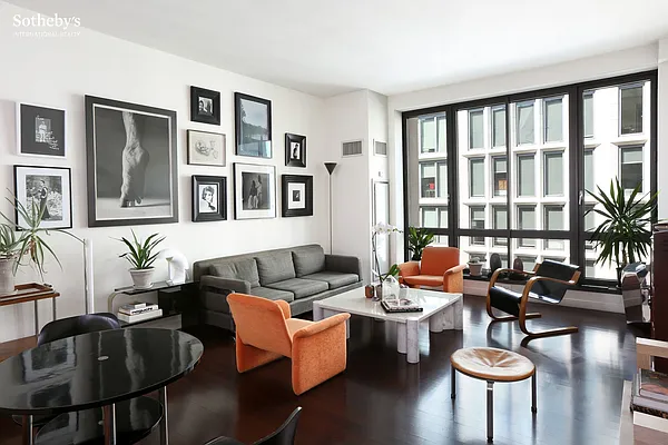 Sold by Sotheby's International Realty | media 22