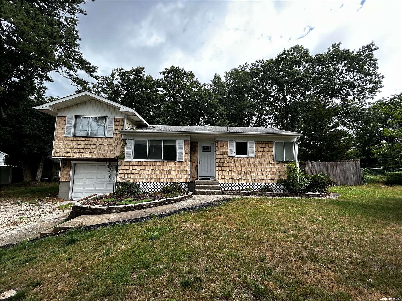 25 Grady Lane, Coram, NY 11727 Zillow