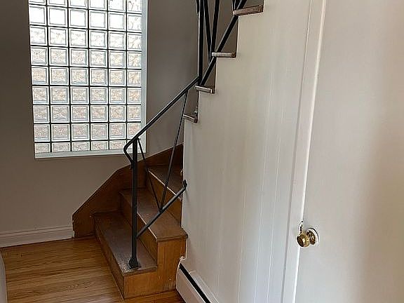 3rd image of 1847 S 58th Ave
