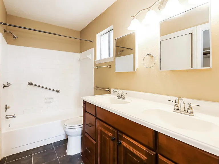 13427 Boonway Dr — Photo 13