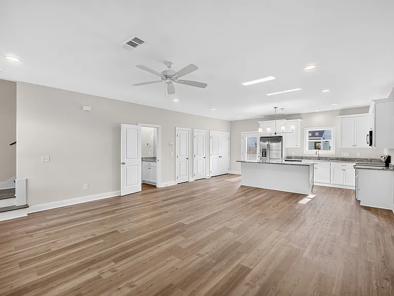 3260 Academy Dr #408 — Photo 15