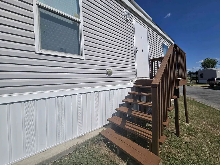709 N Collins Fwy #156 — Photo 19