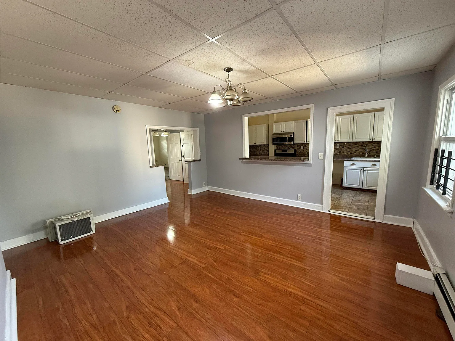 2 bed, 1.0 bath, 1000 sqft, $2,200 — Photo 3