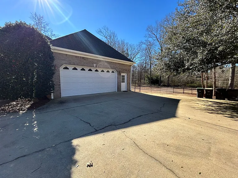 216 Rollingwood Cir NW — Photo 36